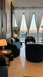 Fotografie z fotogalerie ubytování مشارف الخميس للشقق المخدومة v destinaci Khamis Mushayt