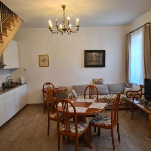 Posezení v ubytování Villa Musik - apartments in historical Villa , Baden