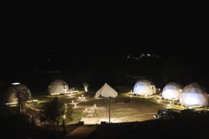 Příroda nedaleko luxury tent