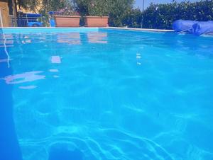The swimming pool at or close to Il Podere di Massi