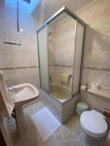 Koupelna v ubytování Hotel Küyen-Ko Pucón