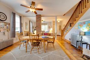 Gambar di galeri bagi The Hendrick House about 16 Mi to Sebago Lake! di Cornish