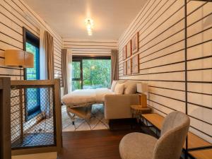 Gallery image of Forest Escape Cottage in Antoing