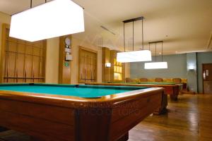 Billiards table sa PICO DE LORO Nearest to Pool JACANA Studio Units by SEE Condominiums