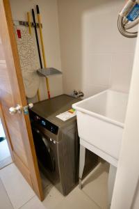 Φωτογραφία από το άλμπουμ του KendaSolTower JuanDolio-SeaView-1Br-2Bds-4Px-WiFi-Tv-Ac-NewTower σε Los Corrales