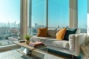 Foto dalla galleria di High Rise 2 Bedroom Apartment with free parking a Los Angeles