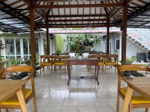 Εστιατόριο ή άλλο μέρος για φαγητό στο Damarasha Room