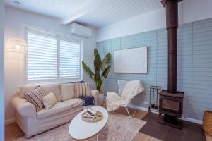 Posezení v ubytování Beach Hut Scamander