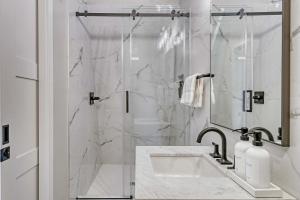 Bagno di Stardust Big Bend Luxury A-Frame#10 with a fab view
