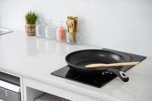 Billede fra billedgalleriet på Collaroy 3Br Beach Home with Large Pool Ground Floor i Collaroy