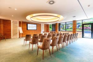 Zona business o sala conferenze di HABAKUK Wellness & Event Hotel