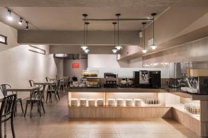 Sadržaji za pripremu kafe i čaja u objektu The Riverside Hotel Hengchun