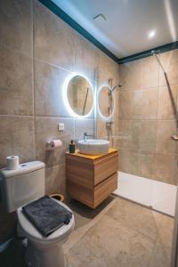 Ένα μπάνιο στο Bel appartement confortable et moderne