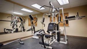 Fitness centrum a/nebo fitness zařízení v ubytování Best Western Plus Graham Inn