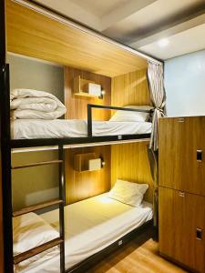 Voodi või voodid majutusasutuse Hanoi Central Backpackers Hostel toas