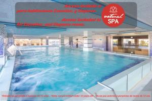 The swimming pool at or close to Alexandre FrontAir Congress Még 37 kép