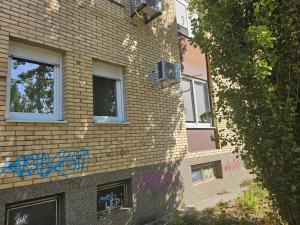 Budova, v ktorej sa apartmán nachádza