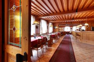Restaurace v ubytování Hotel Stara Skola