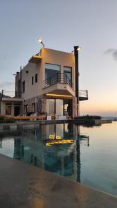 Bassenget på eller i nærheten av rukh