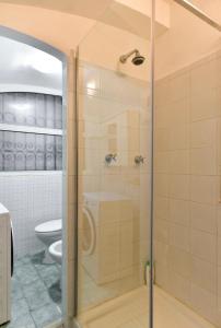 Koupelna v ubytování Center Rome Termini Rooms & Apartment Sale + 25 fotografií