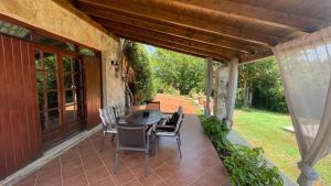 Κήπος έξω από το Villa Skine with private pool and lush garden +13 φωτογραφίες