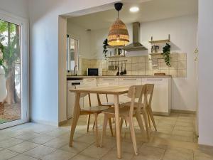 Kuchyňa alebo kuchynka v ubytovaní Casita Playa Castillo "Vivienda 5"