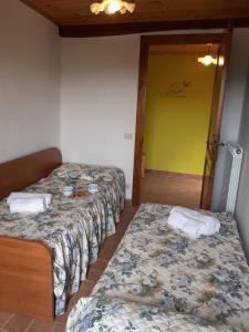 A bed or beds in a room at casa Dany