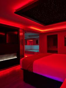 Imperial Suites, Adults Only客房内的一张或多张床位