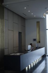 Ο χώρος του λόμπι ή της ρεσεψιόν στο Sea Breeze Resort Room 324 The Grand otel +107 φωτογραφίες