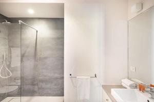 Łazienka w obiekcie Residenza Torre Vecchiarelli - apt 4