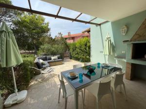 Posezení v ubytování Casa Luna a Porto Pino