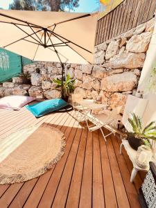 LOVE ROOM Tente Lodge spa MFG chez C&C, exclusivement réservée aux ADULTES的庭院或其他户外区域