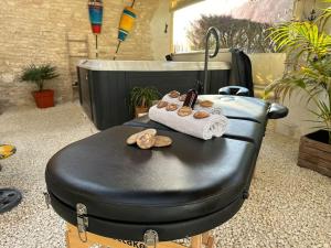 Spa ou équipements de bien-être de l'établissement La Grange - Gîte de Prestige La Rochelle