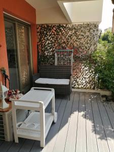 Rõdu või terrass majutusasutuses Studio - Juan les pins - proximité plages
