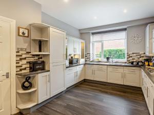 Φωτογραφία από το άλμπουμ του 4 Bed in Llandudno 95235 σε Llandudno