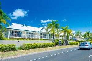 Galeriebild der Unterkunft At The Sound Noosa Motel in Noosaville