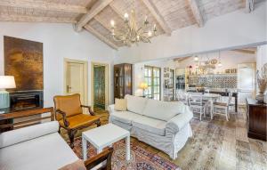 Istumisnurk majutusasutuses 2 Bedroom Pet Friendly Home In Malinska