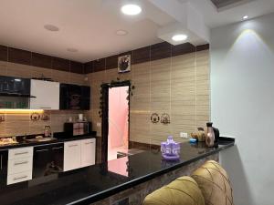 Η κουζίνα ή μικρή κουζίνα στο Tulip residence villa 1