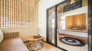 Posezení v ubytování LA QUEBRADA ECO LODGE Hotel Boutique