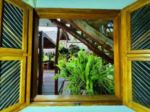 Hostal Nibuni Palomino外面的花园