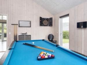 Biliár nebo kulečník v ubytování Luxury Retreat by Hvidbjerg Beach - By Traum Ferienwohnungen