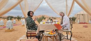 Hosté ubytování Fox Luxury Desert Camp