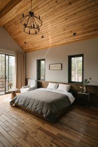 Postel nebo postele na pokoji v ubytování OMELY villa Sóc Sơn - Venuestay + 73 fotografií