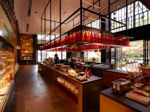 Jídlo v hotelu nebo okolí