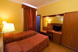 Foto Roomas asuva majutusasutuse Hotel Lella galeriist