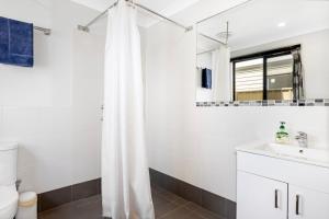 Observatory Guesthouse - Adults Only的一间浴室