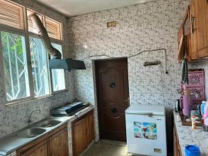 O bucătărie sau chicinetă la Guest room 1 relax +8 fotografii