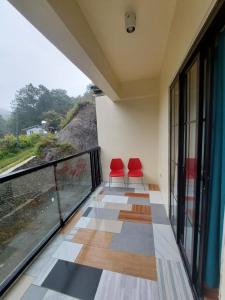 Balkón nebo terasa v ubytování Quarry Bay Hometel Sagada