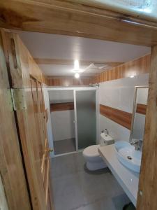Koupelna v ubytování Quarry Bay Hometel Sagada + 37 fotografií