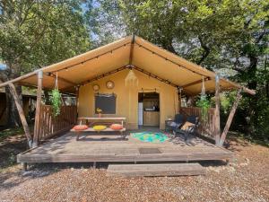 Zdjęcie z galerii obiektu Camping de Pujol - Glamping - Argeles sur Mer - Velvet - 4P w Argelès-sur-Mer